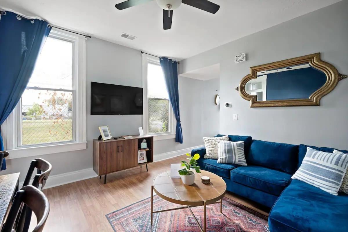 Newly-renovated Stylish In Ky