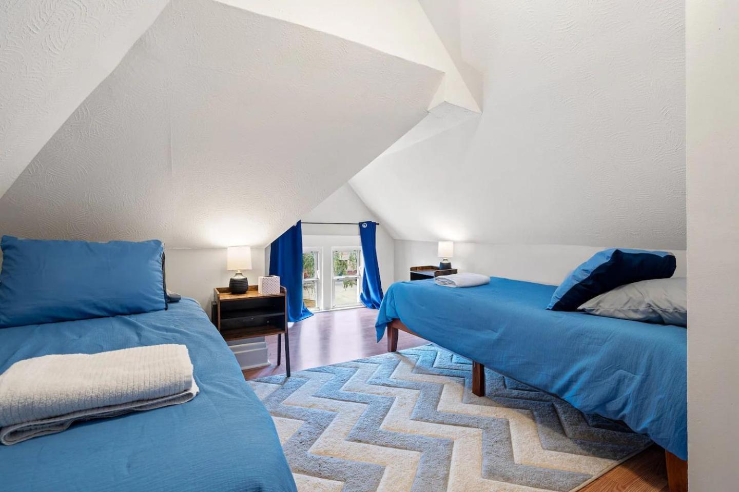 Newly-renovated Stylish In Ky * Louisville